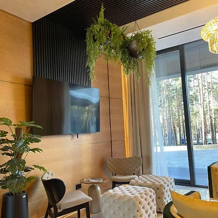 Lyonessa Gardens 9 Апартаменты *