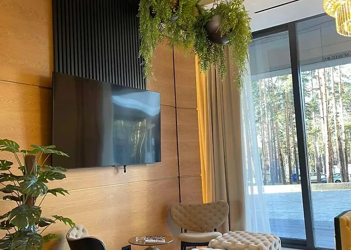 Lyonessa Gardens 9 Apartamento *